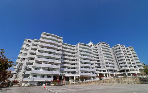 コートヴィレッジ那覇｜那覇市｜2,990万円｜3LDK＋WIC｜79.52㎡｜中古マンション