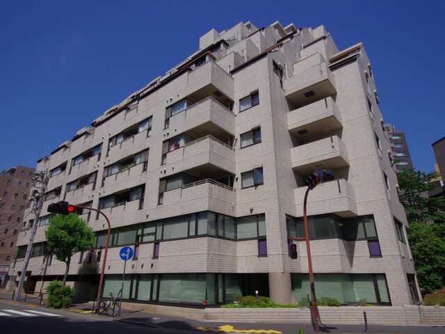 ニューライフ一番町｜半蔵門駅徒歩3分｜12,800万円｜参考利回り2.34％｜オーナーチェンジ物件