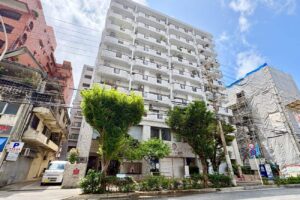 ライオンズマンション泊第8｜那覇市泊｜2,790万円｜2LDK｜62.65㎡｜中古マンション