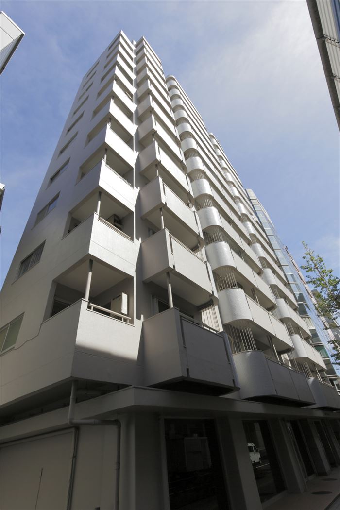 上馬マンション206号室｜駒沢大学駅徒歩2分｜2,780万円｜参考利回り約5.18％｜オーナーチェンジ物件