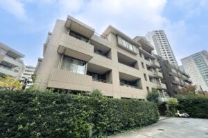 新宿7丁目ハイライズ｜東新宿駅徒歩2分｜11,980万円｜2LDK｜62.24㎡｜売買マンション
