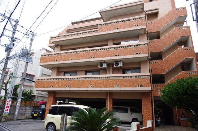 ライオンズマンション壺屋第2 201号室｜那覇市壺屋・2LDK・57.60㎡・2,890万円｜売買マンション