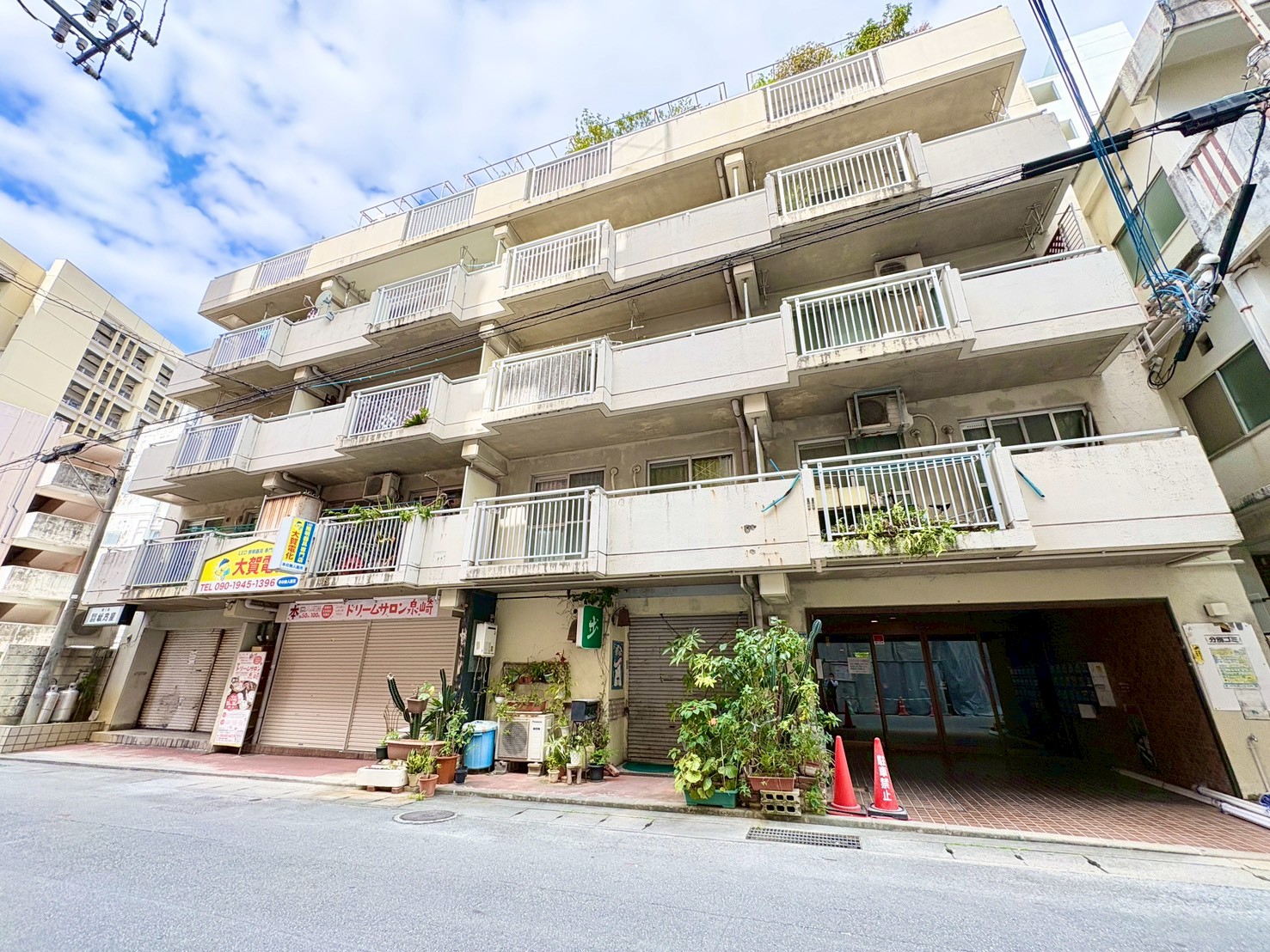 大建泉崎マンション304号室｜那覇市泉崎1丁目・2,490万円・1LDK｜中古マンション