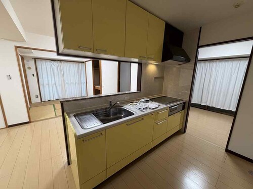 ウイングシャトー那覇リバーガーデン401号|那覇市古波蔵・14.8万円・72.97㎡・4LDK|賃貸マンション
