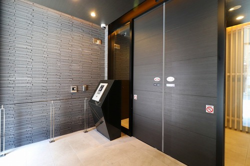 ワイズグレイスシティ久茂地701号室|県庁前駅徒歩4分・12.9万円・46.96㎡・1LDK|賃貸マンション