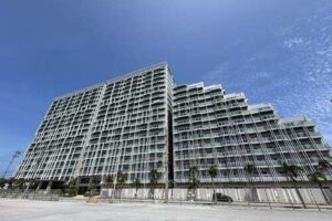 アルトゥーレ美浜1503号室｜北谷町宮城・20.5万円・75.65㎡・2LDK｜賃貸マンション