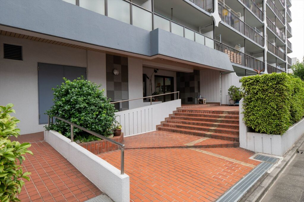 ニューライフマンション東糀谷｜大鳥居駅徒歩10分・3,680万円・表面利回り約5.21％｜収益物件