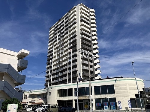 プレサンスロジェ牧港レーヴタワー1304号室｜浦添市牧港・17.8万円・85.24㎡・4LDK｜賃貸マンション